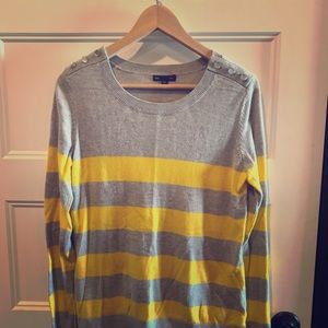 Gap stripped sweater size M